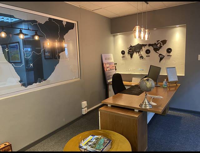 157M² OFFICE FOR SALE IN STEENBERG